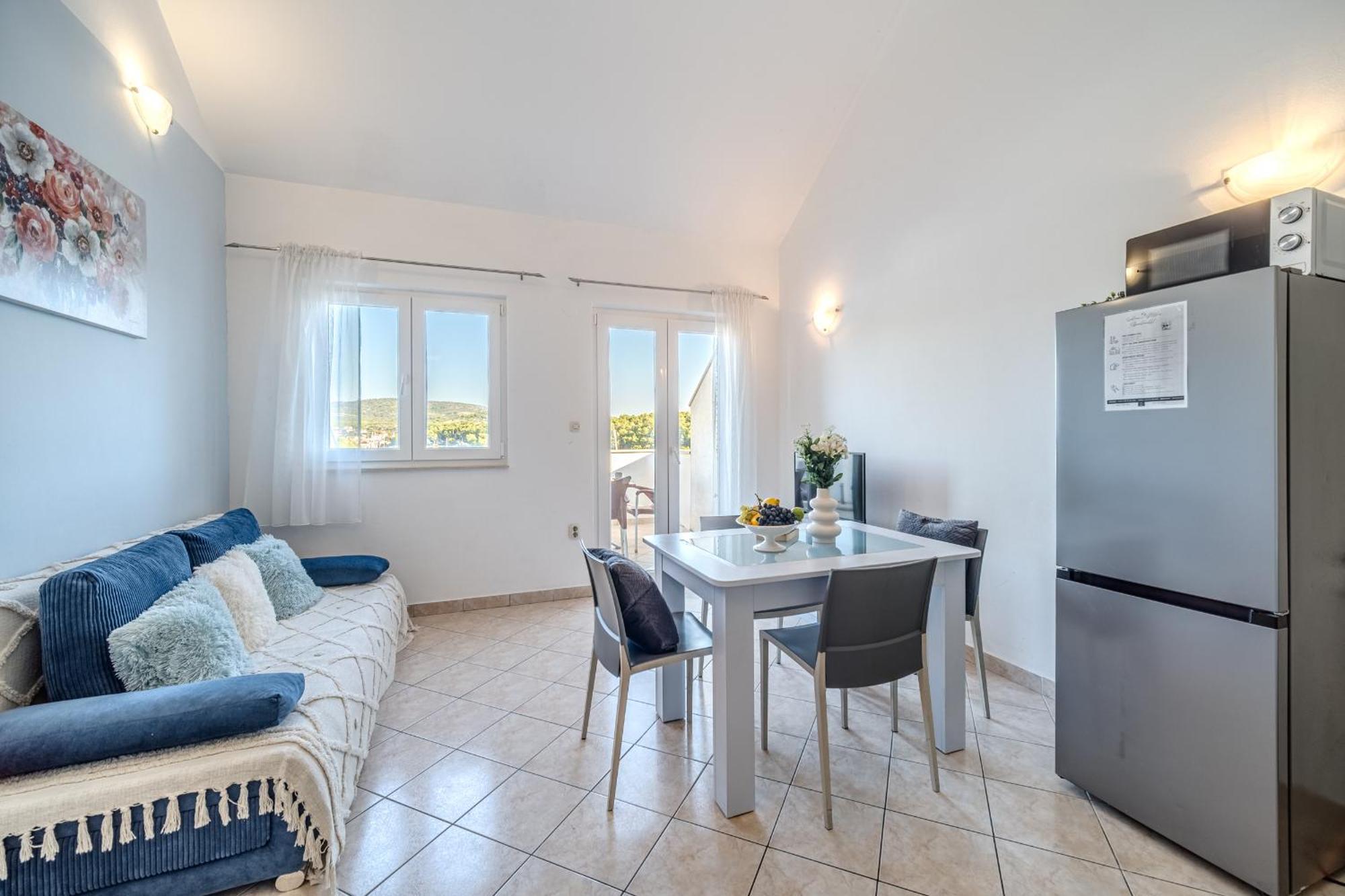 Apartment Milna - With Swimming Pool & Amazing Seaviews, Above Bijaka Beach Экстерьер фото